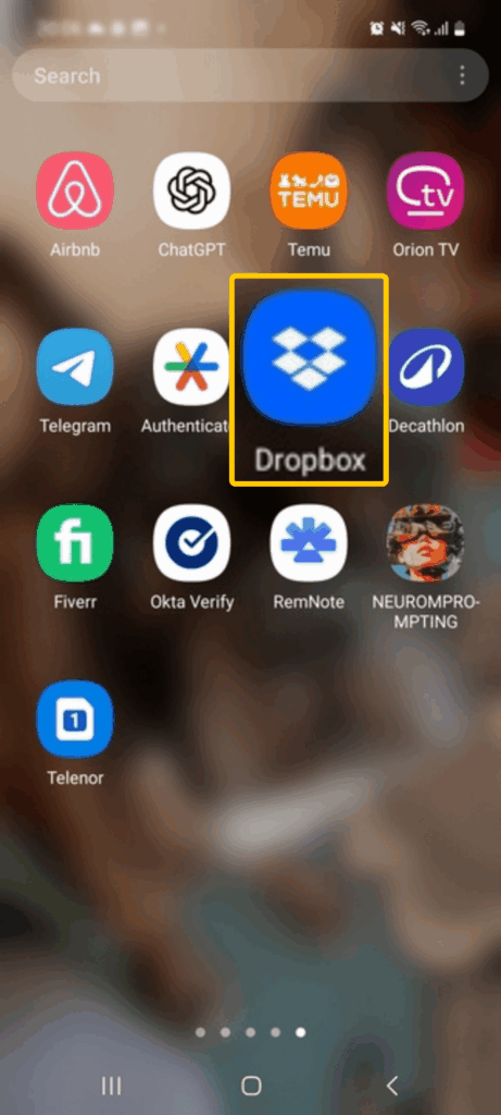 Screenshot of an Android screen displaying several apps.