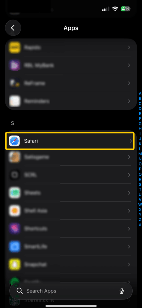 iPhone Apps settings with Safari highlighted in the app list.